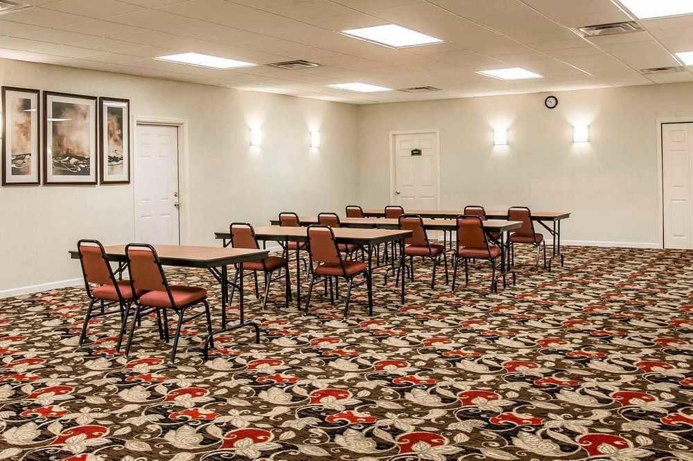 Quality Inn & Suites Near Lake Eufaula Exteriér fotografie