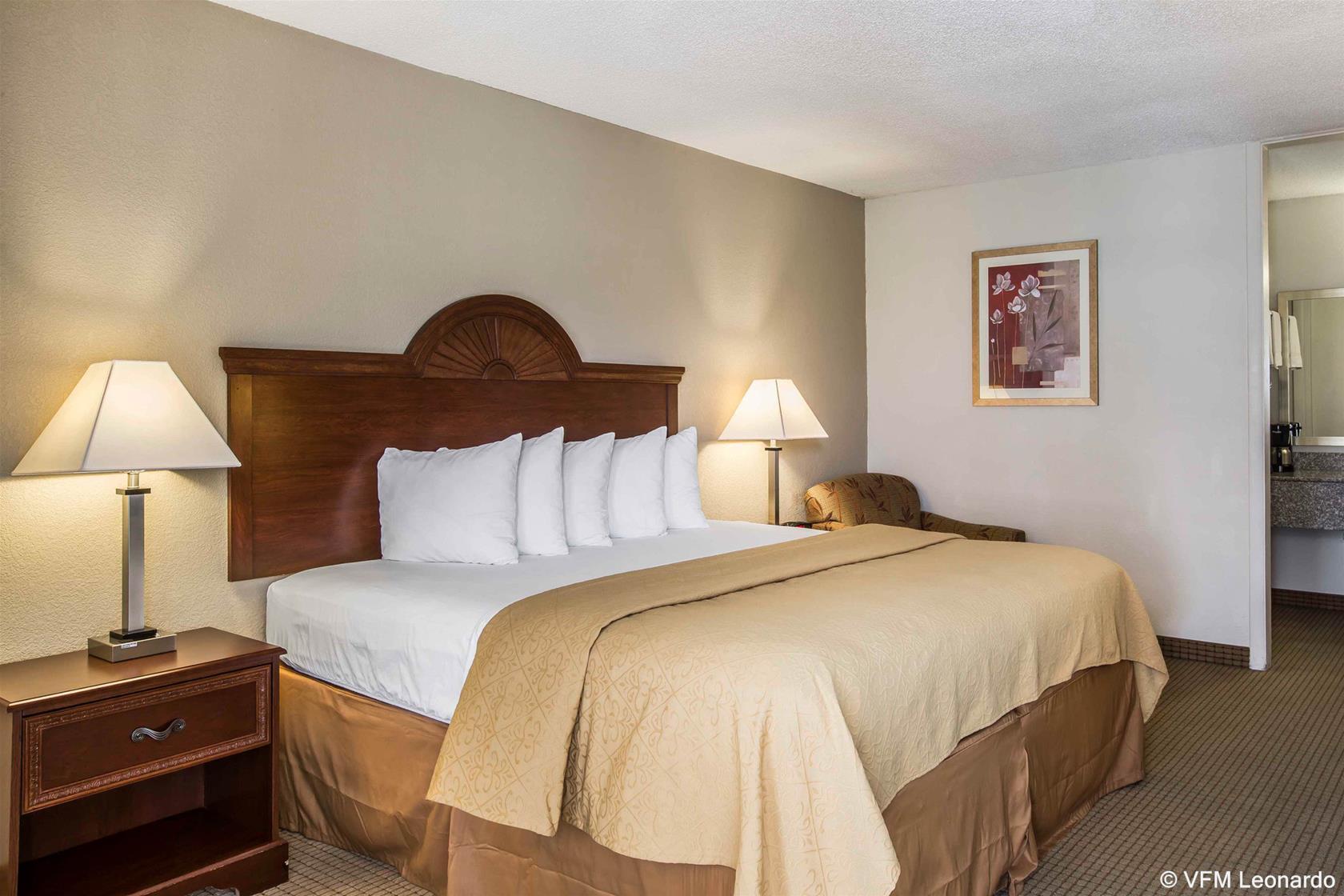 Quality Inn & Suites Near Lake Eufaula Exteriér fotografie