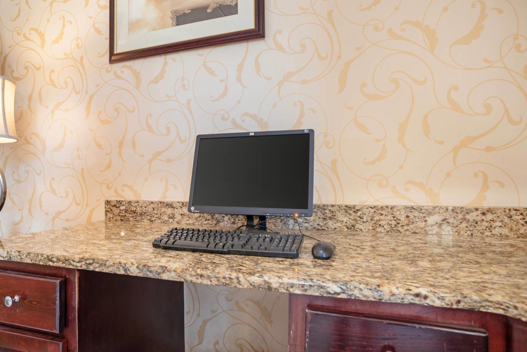 Quality Inn & Suites Near Lake Eufaula Exteriér fotografie