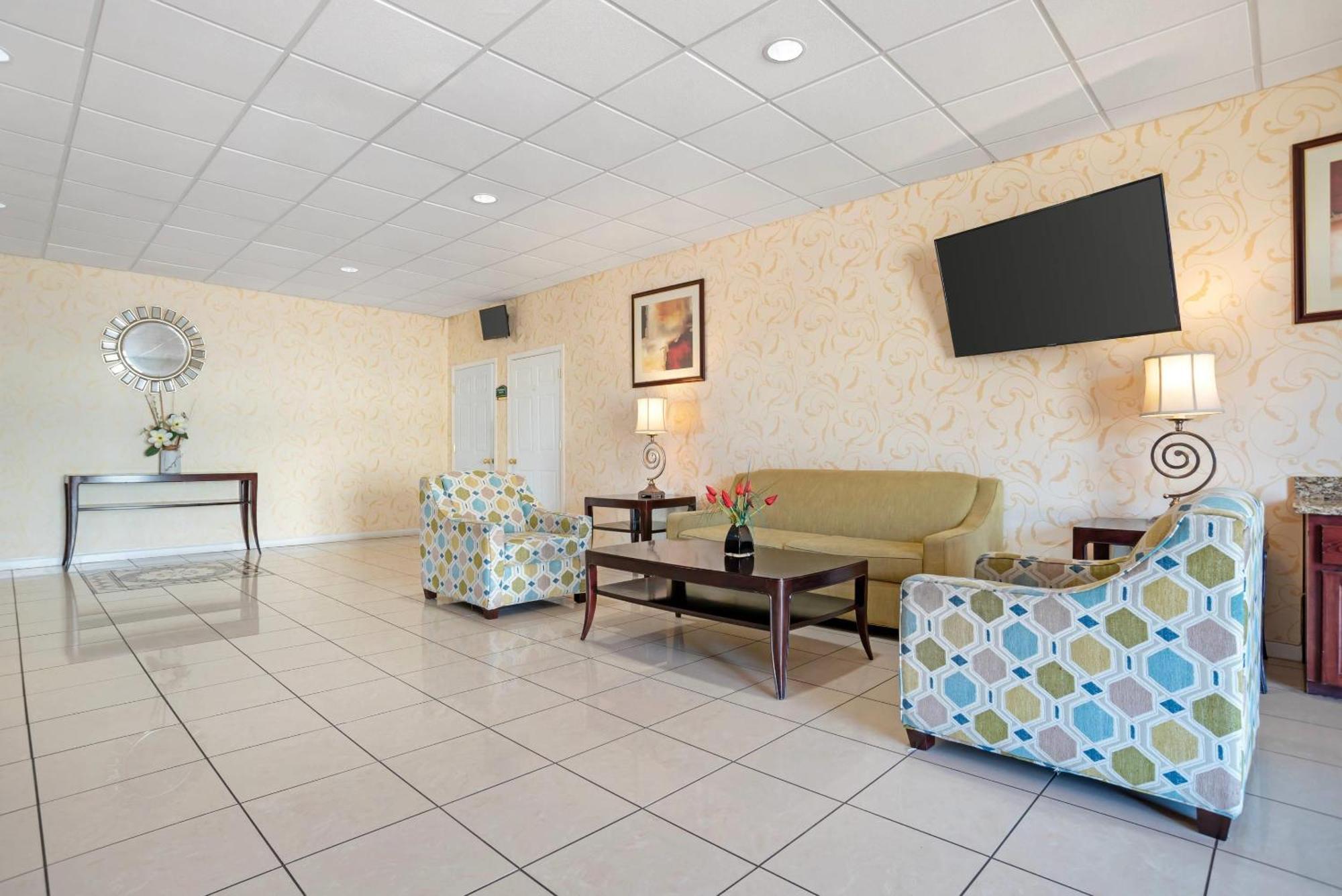 Quality Inn & Suites Near Lake Eufaula Exteriér fotografie